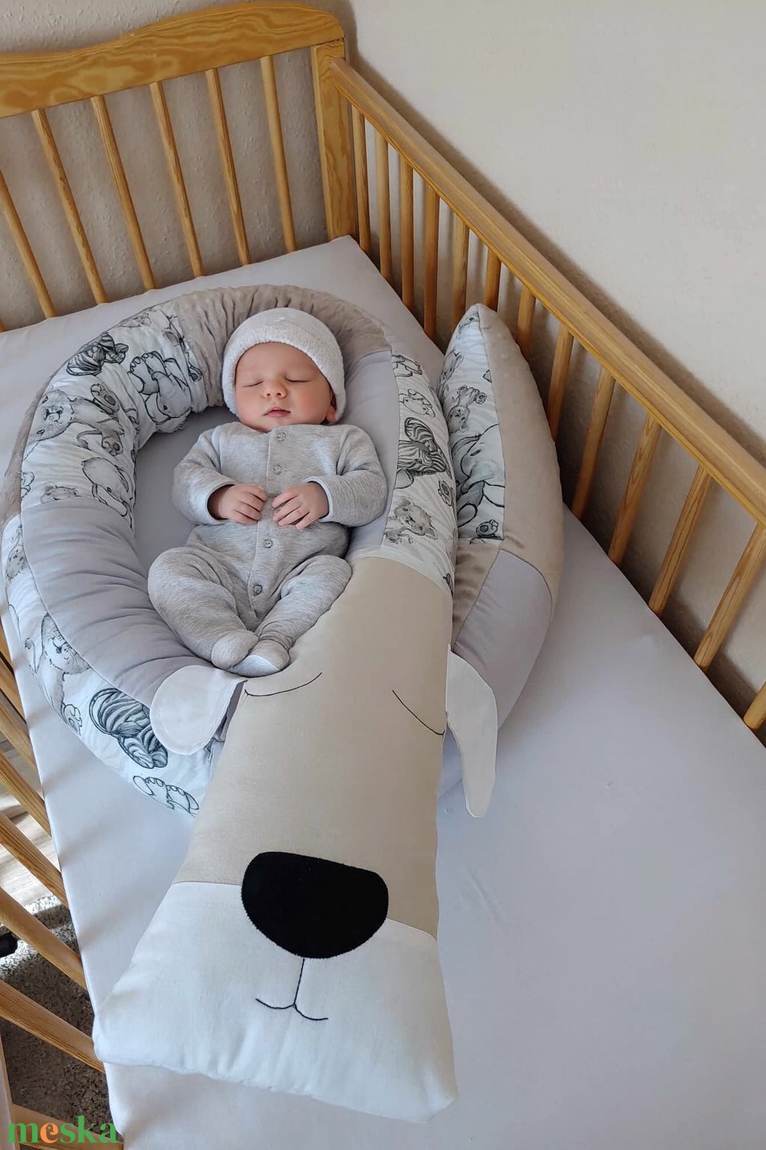 ,,ZOLICA Állatfejes hengerpárna/rácsvédő KUTYUS - Safari, bézs, szürke - otthon & életmód - babaszoba, gyerekszoba - rácsvédő & baldachin - Meska.hu