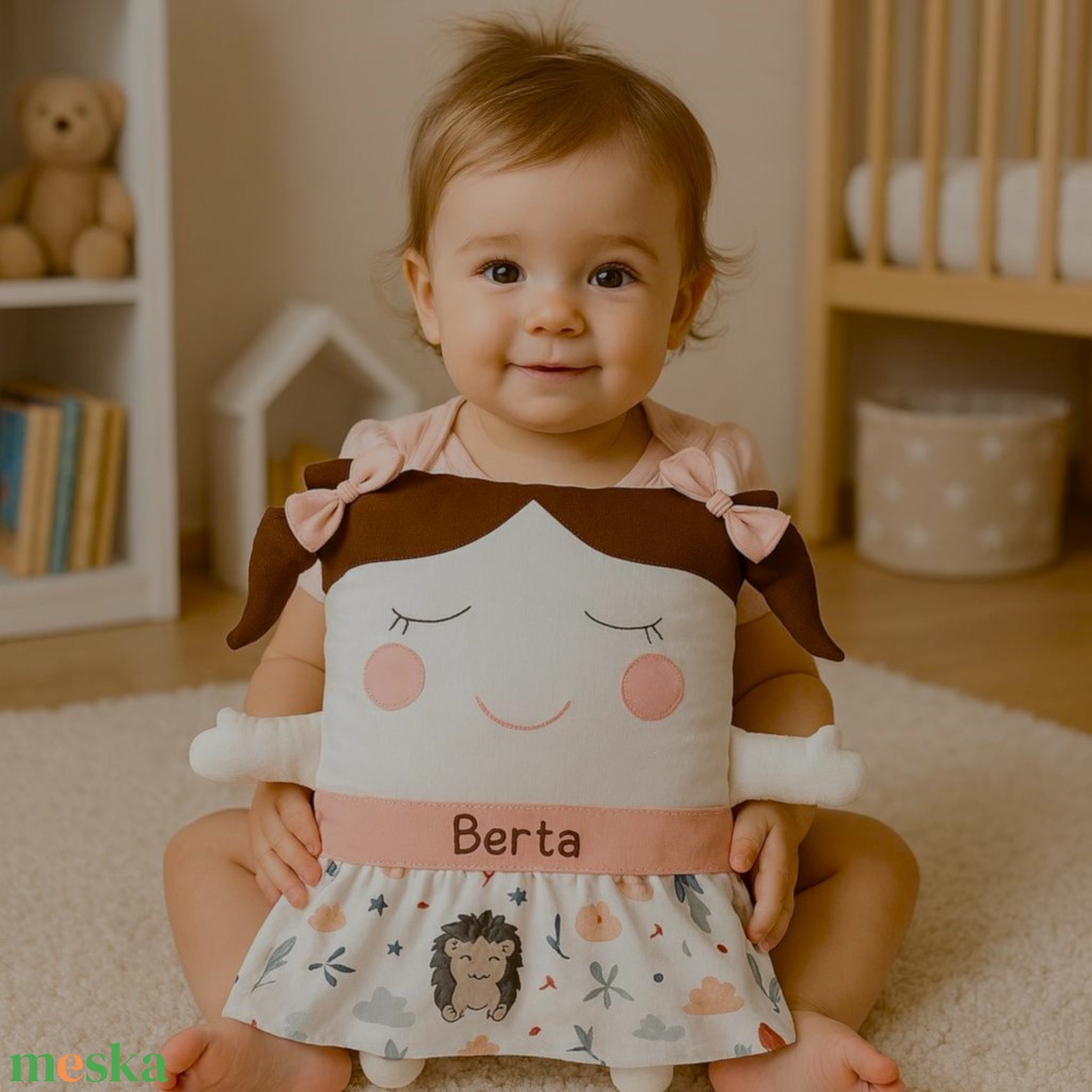 ,,ZOLICA Pajti párna - kislány sünis szoknyában - baba - mama - babaszoba dekoráció - gyerek díszpárna - Meska.hu