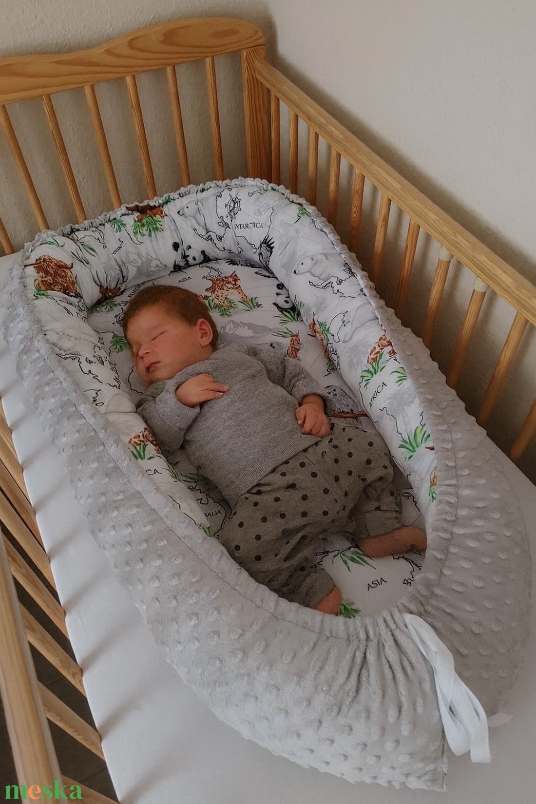 ,,ZOLICA Babafészek csepp alakú - kontinensek meséi - baba - mama - baba ágynemű - babafészek - Meska.hu