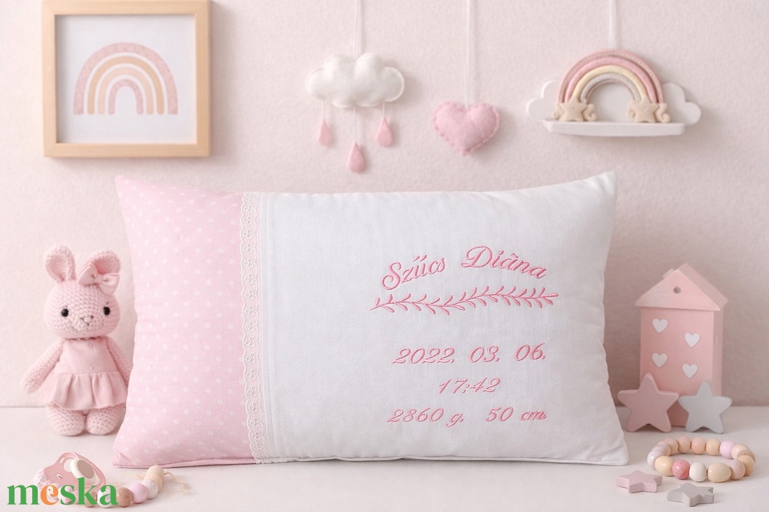 ,,ZOLICA Hímzett születési párna - Pöttyös - baba - mama - babaszoba dekoráció - gyerek díszpárna - Meska.hu
