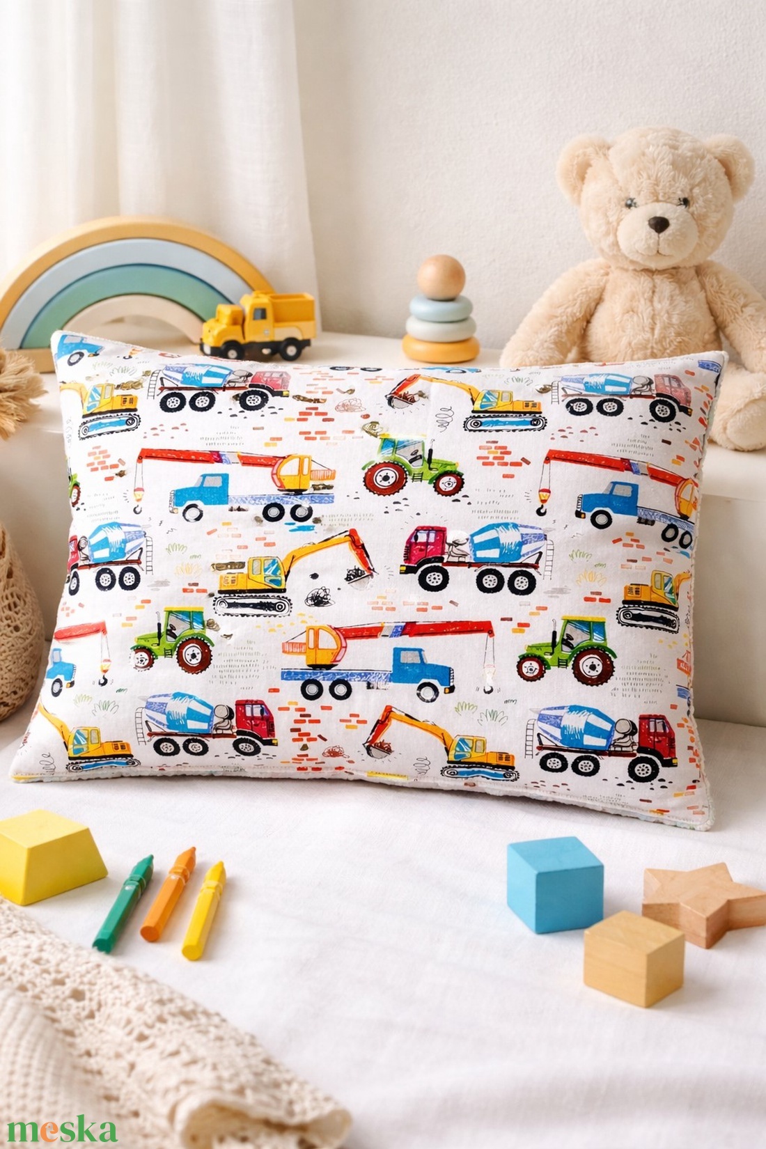 Gyermekpárna PRÉMIUM - színes munkagépek - játék & sport - ovis felszerelés - ovis párna, kispárna - Meska.hu