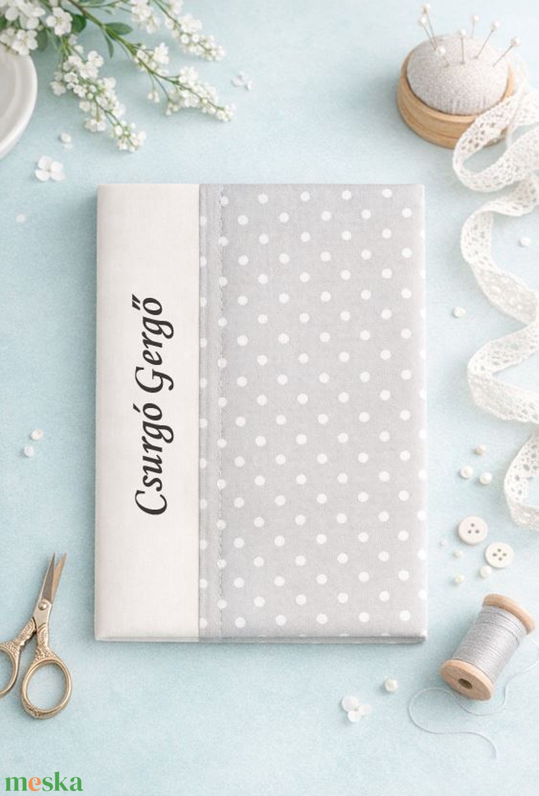 ,,ZOLICA Egészségügyi könyvborító - Szürke pöttyös - baba - mama - babaemlékek - egészségügyi kiskönyv borító - Meska.hu