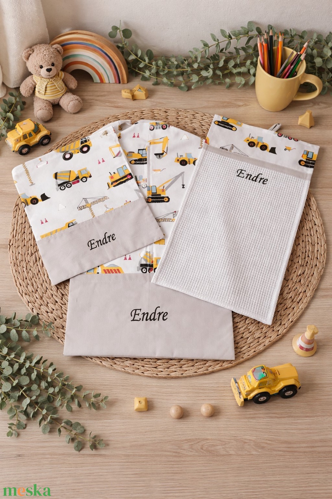 Ovis szett 3 részes - sárga munkagépek - játék & sport - ovis felszerelés - ovis szett - Meska.hu