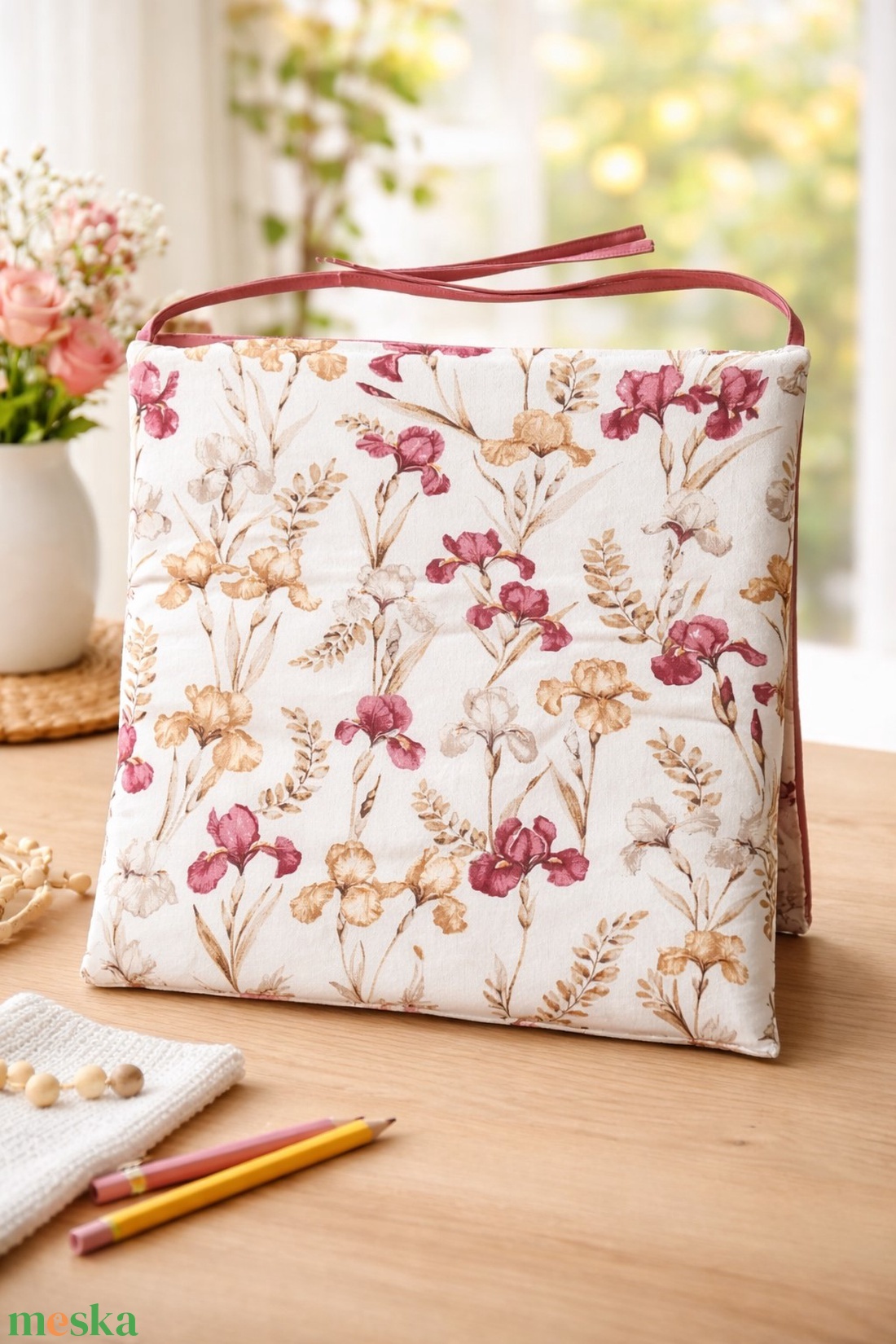 Iskolai székpárna - Íriszkert - otthon & életmód - lakástextil - székpárna, huzat - Meska.hu