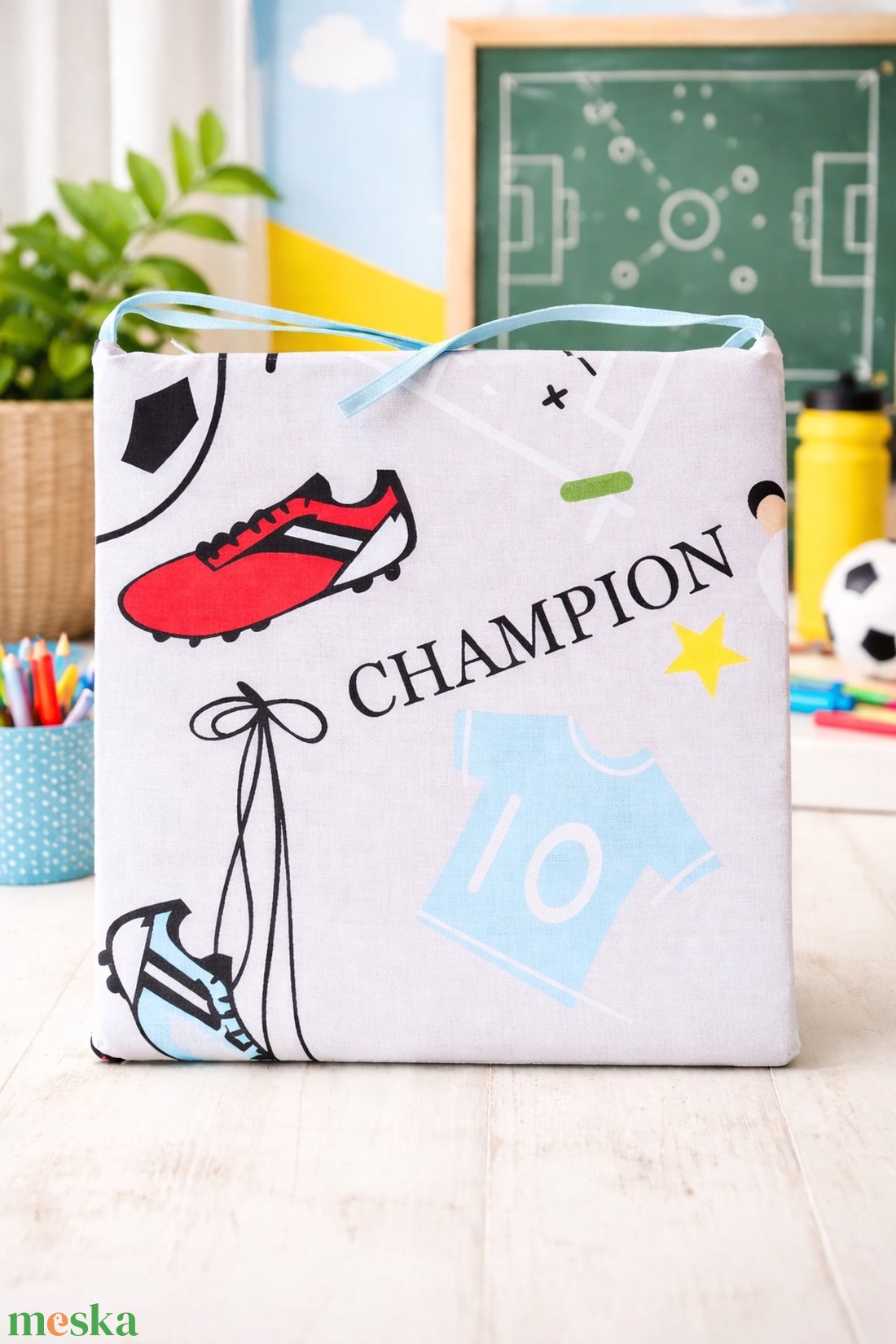 Iskolai székpárna - Gólkirály - otthon & életmód - lakástextil - székpárna, huzat - Meska.hu