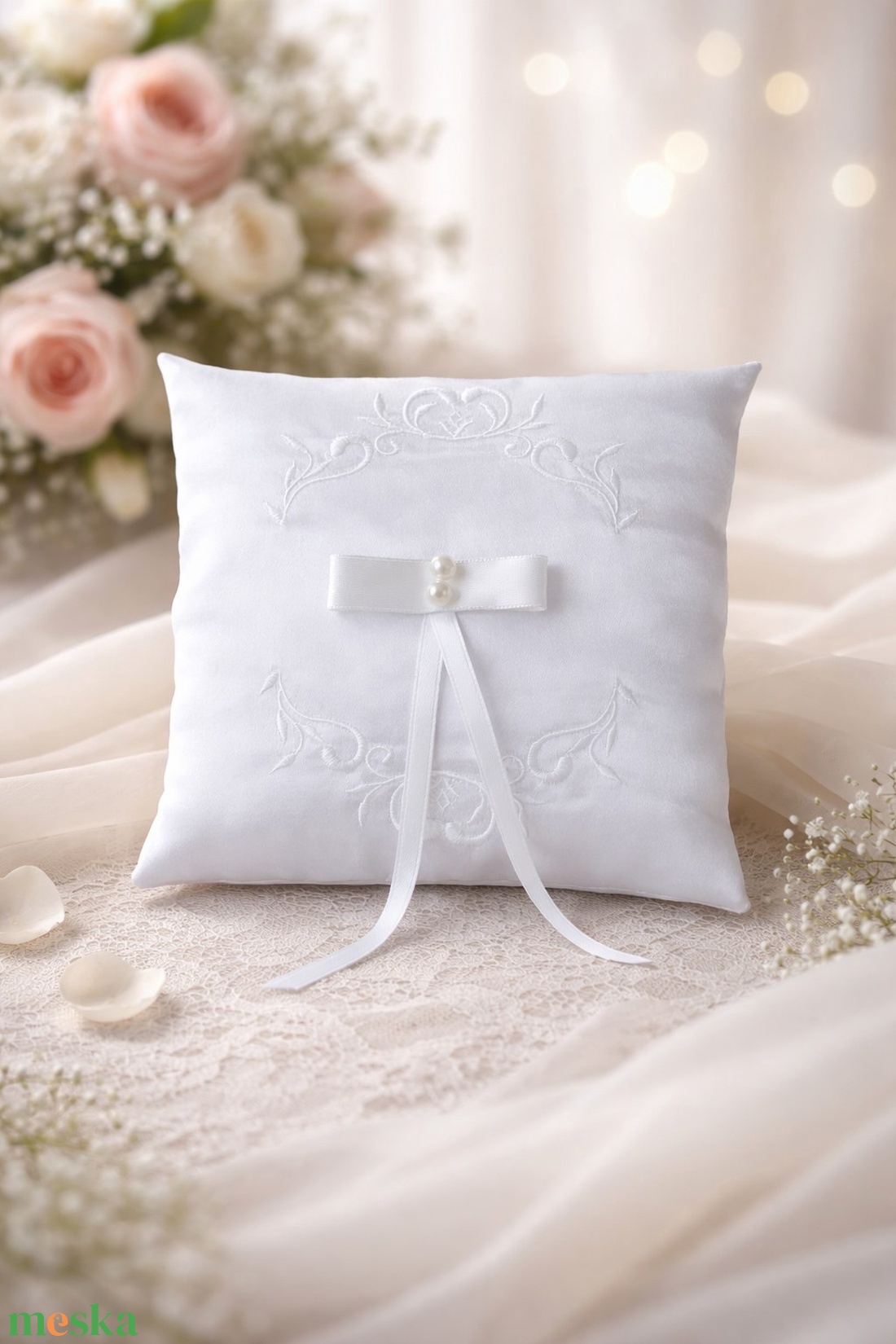 ,,ZOLICA Gyűrűpárna -hímzett mintával - esküvő - kiegészítők - gyűrűtartó & gyűrűpárna - Meska.hu