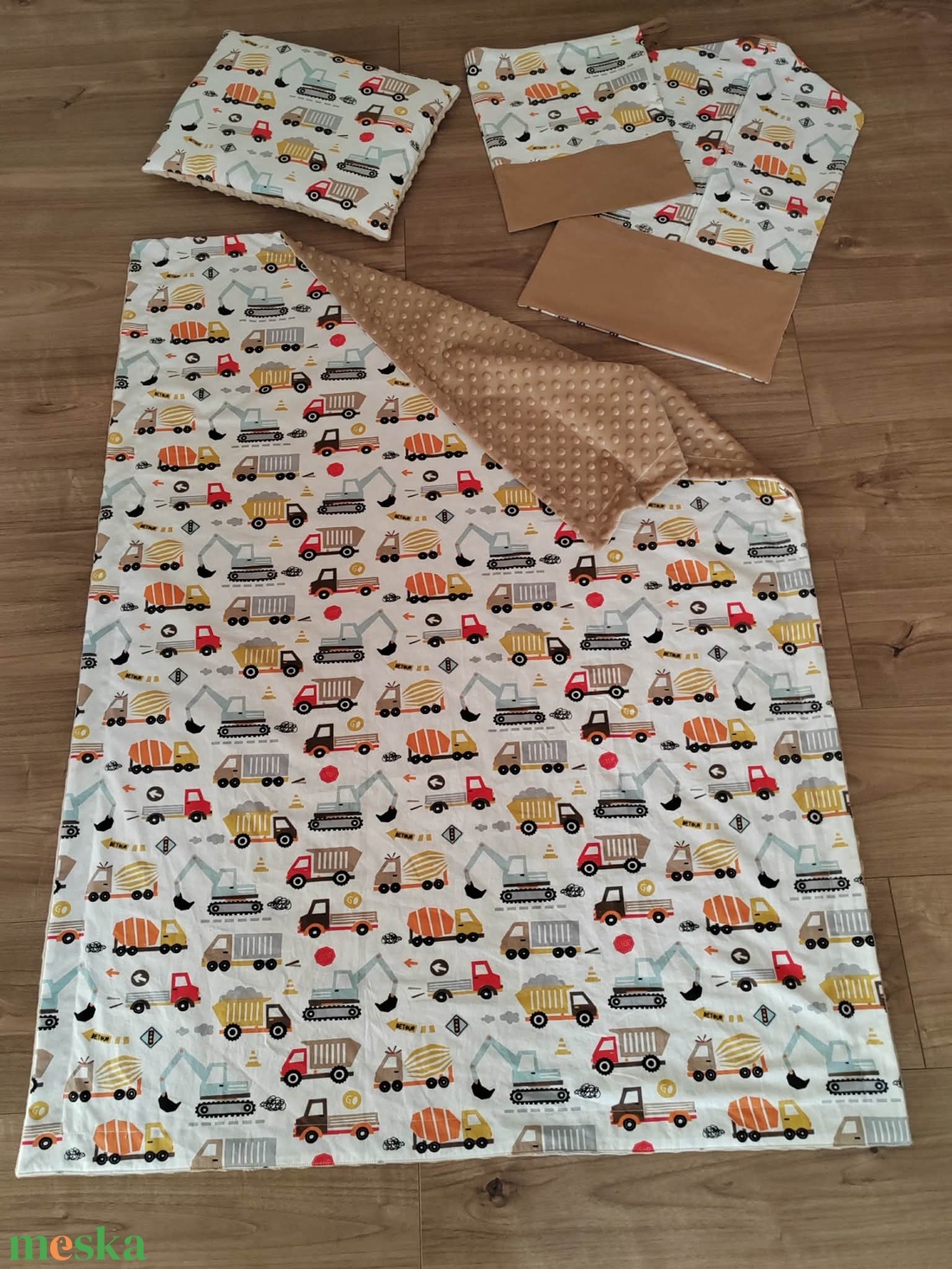 Ovis szett 4 részes -Építkezős álmok - játék & sport - ovis felszerelés - ovis szett - Meska.hu