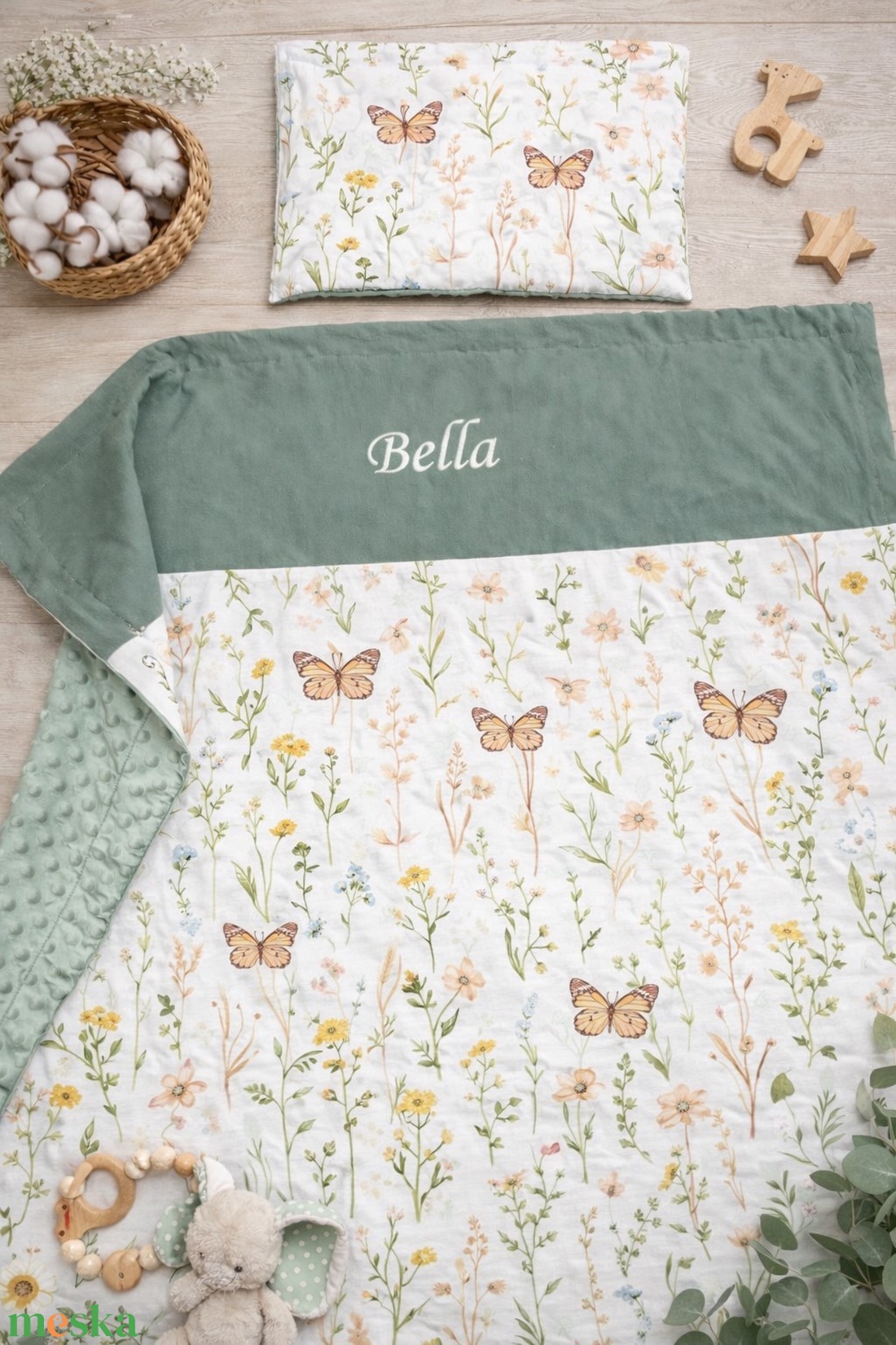 Baba / gyermekágynemű szett 2 részes HÍMZETT NEVES - Tavaszi lepketánc - baba - mama - baba ágynemű - babatakaró, gyerek pléd - Meska.hu