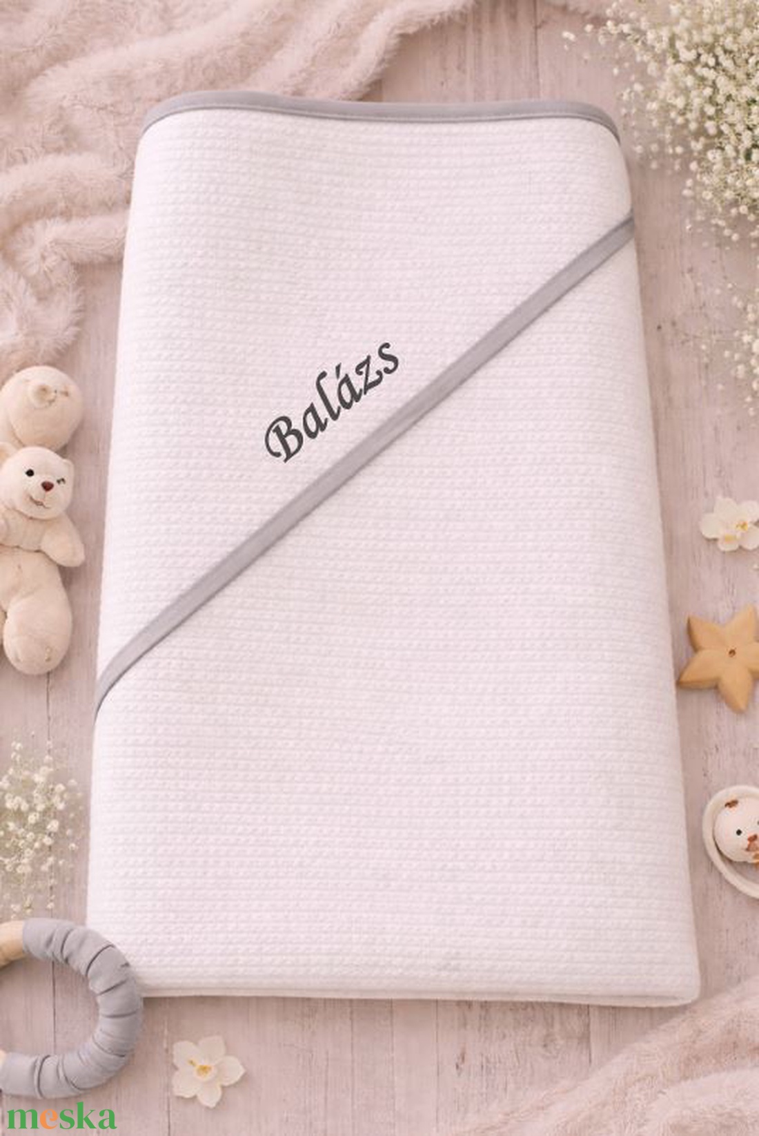 Baba / gyermek fürdőlepedő PRÉMIUM - ezüstszürke szegővel - baba - mama - pelenkázó, babafürdető kellékek - baba törölköző - Meska.hu