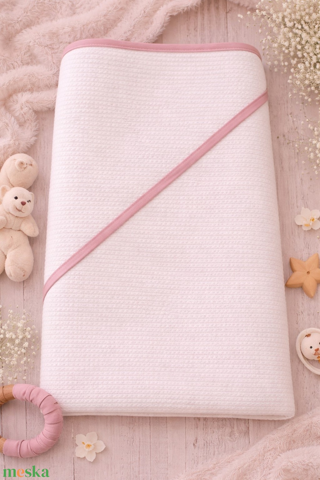 Baba / gyermek fürdőlepedő PRÉMIUM - pasztellmályva szegővel - baba - mama - pelenkázó, babafürdető kellékek - baba törölköző - Meska.hu