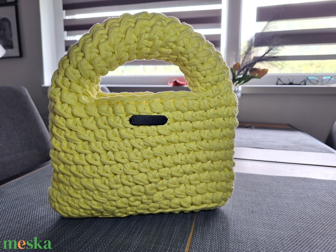 Horgolt táskák - táska & tok - kézitáska & válltáska - kézitáska - Meska.hu