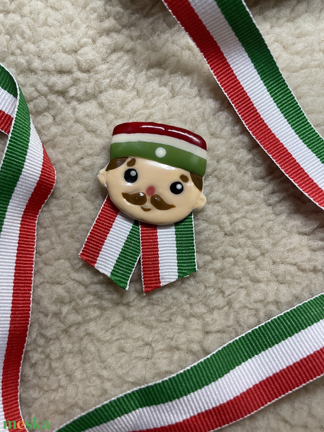 Huszáros kokárda - ékszer - kitűző és bross - Meska.hu