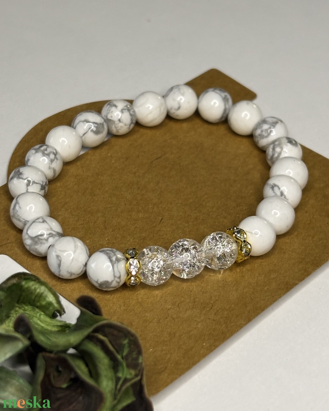 SZORONGÁSOLDÓ - Howlit  Hegyi kristály karkötő  - ékszer - karkötő - ásványkarkötő - Meska.hu