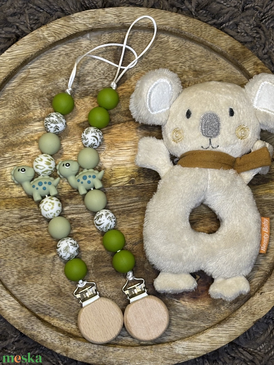 Zöld dínós szilikon cumilánc  biztonságos és vidám baba kiegészítő - játék & sport - 3 éves kor alattiaknak - cumilánc - Meska.hu