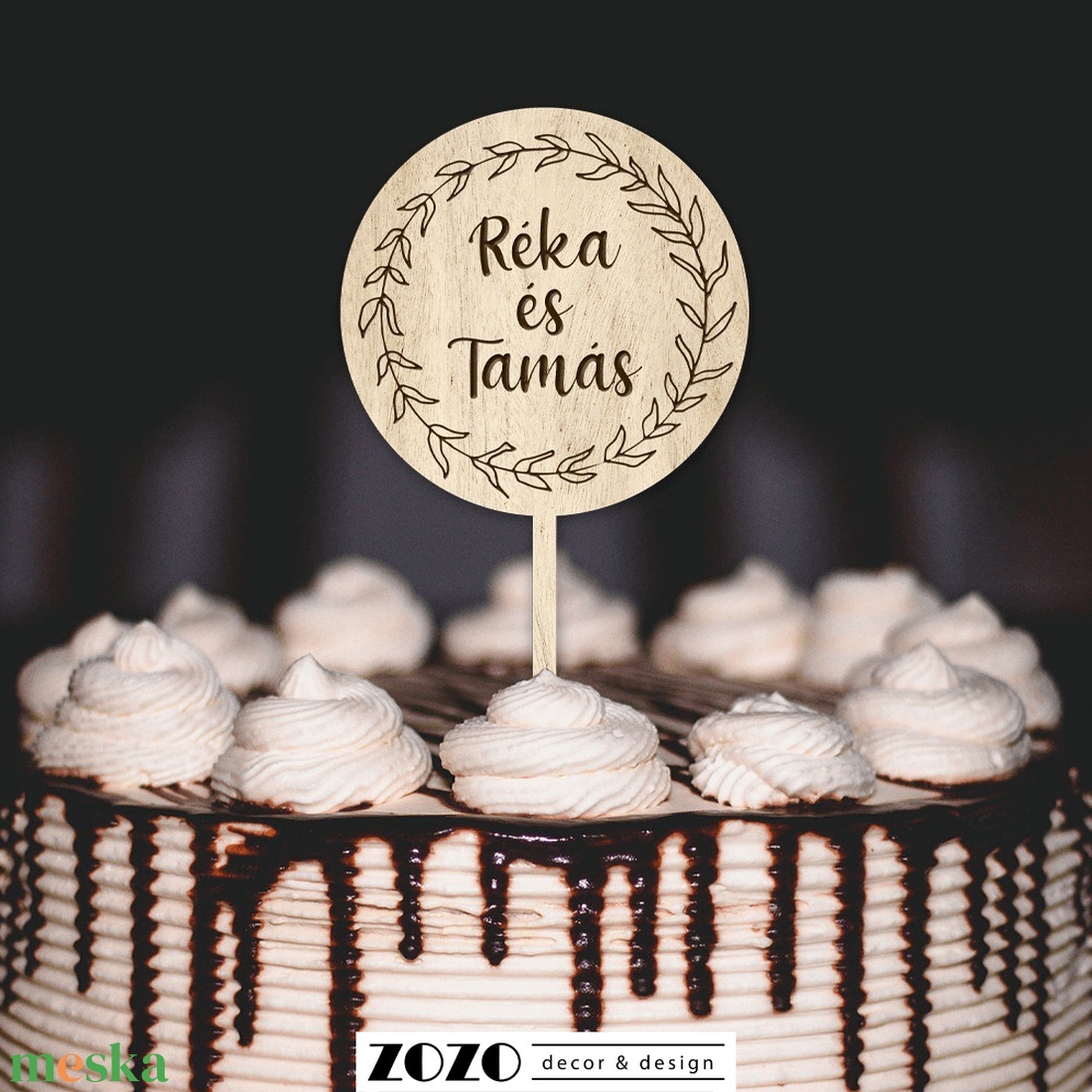 Tortadísz tortabeszúró egyedi személyre szabott esküvői gravírozott fa torta dekoráció házasság menyasszony vőlegény - esküvő - dekoráció - sütidísz - Meska.hu