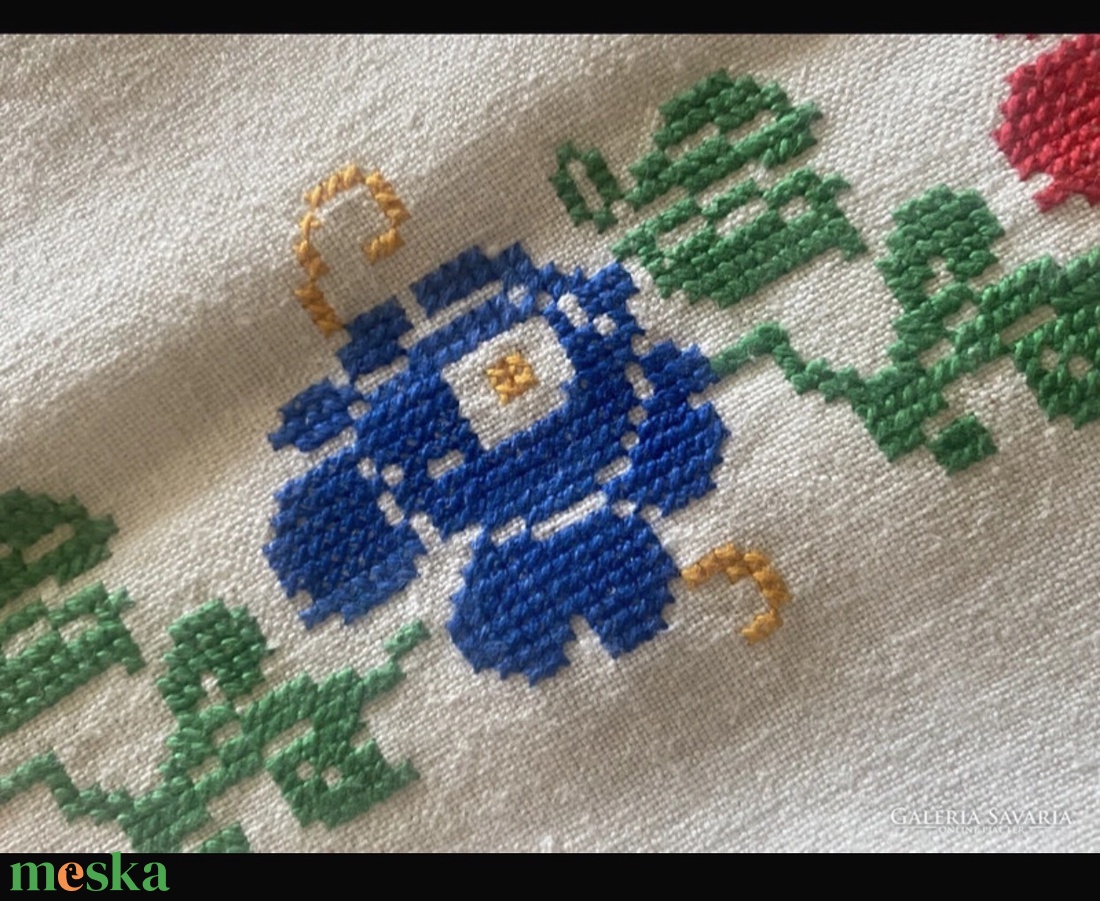 Vászon, keresztszemes abrosz - otthon & életmód - lakástextil - abrosz, terítő - asztalközép terítő - Meska.hu