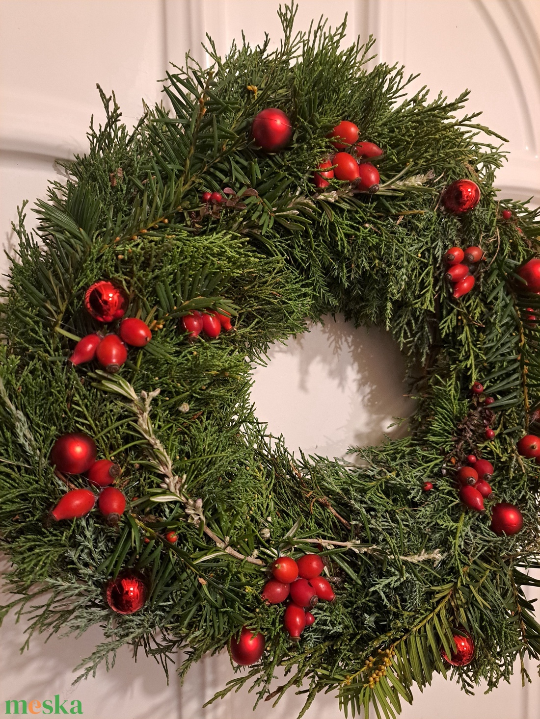 Koszorú - ajtódísz piros - karácsony - karácsonyi lakásdekoráció - karácsonyi ajtódíszek - Meska.hu