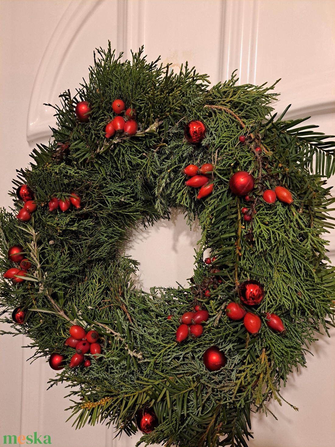 Koszorú - ajtódísz piros - karácsony - karácsonyi lakásdekoráció - karácsonyi ajtódíszek - Meska.hu