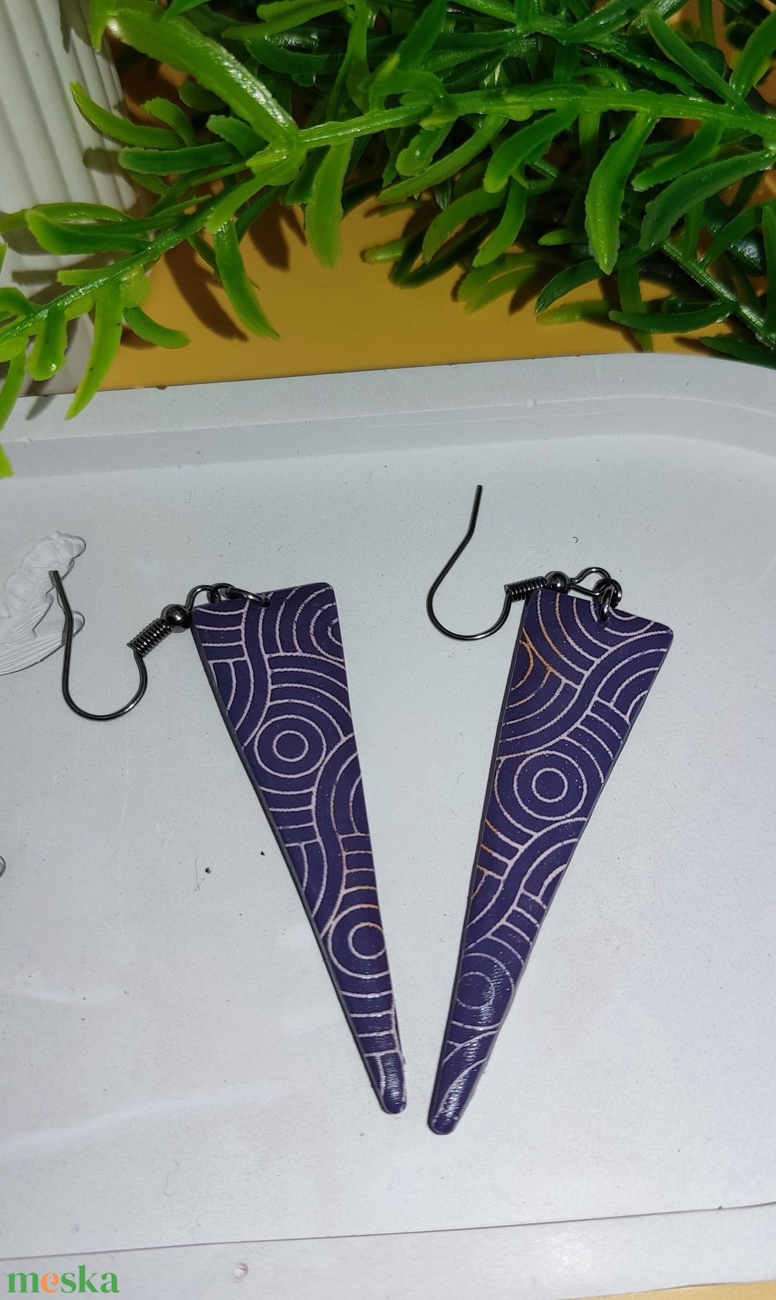 Tied a választás (háromszög vagy négyszög) - ékszer - fülbevaló - lógó fülbevaló - Meska.hu Tied a választás (háromszög vagy négyszög) - ékszer - fülbevaló - lógó fülbevaló - Meska.hu