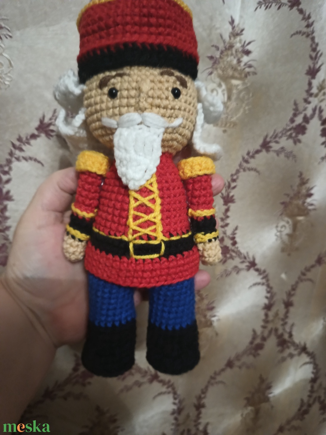 Diótörő  -  - Meska.hu