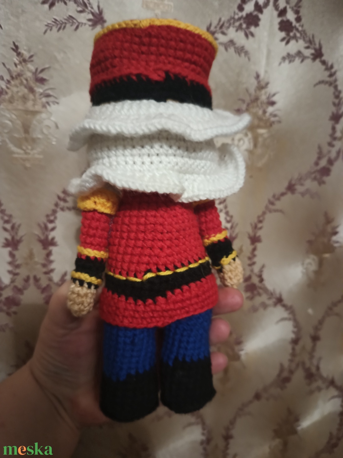 Diótörő  -  - Meska.hu