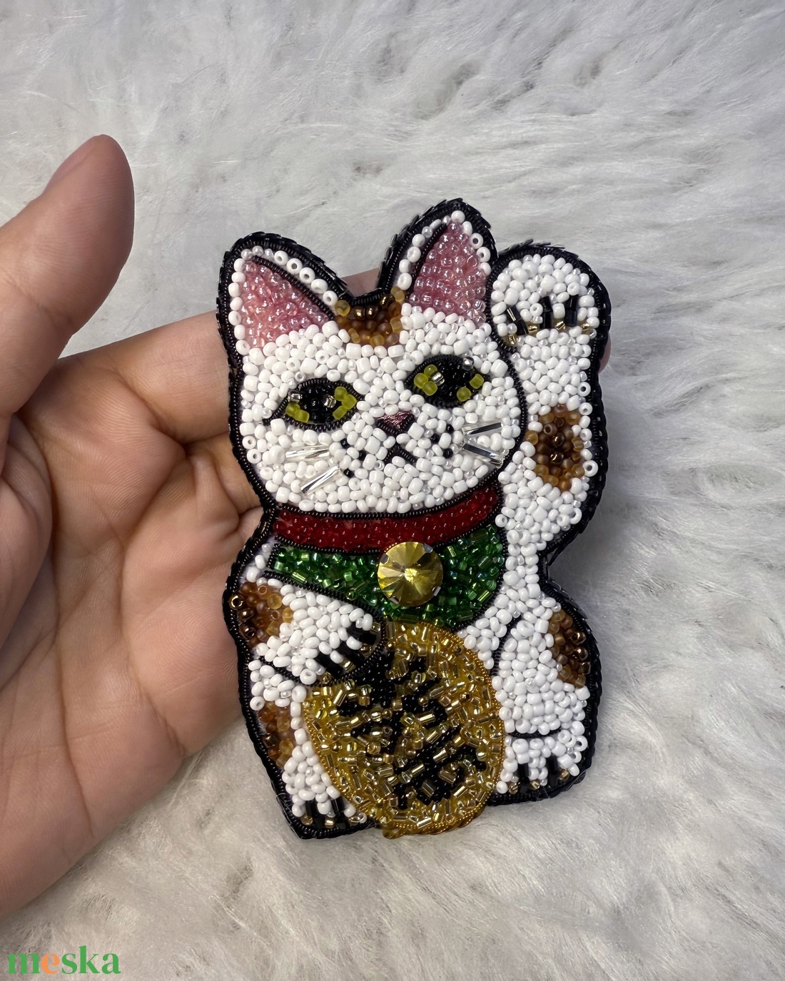 Maneki neko bross - ékszer - kitűző és bross - kitűző - Meska.hu