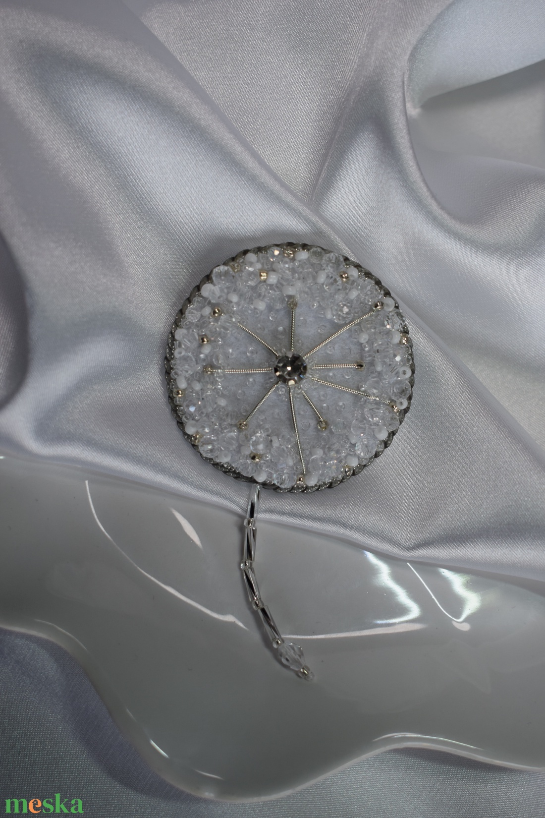 Pitypang bross - ékszer - kitűző és bross - kitűző - Meska.hu Pitypang bross - ékszer - kitűző és bross - kitűző - Meska.hu
