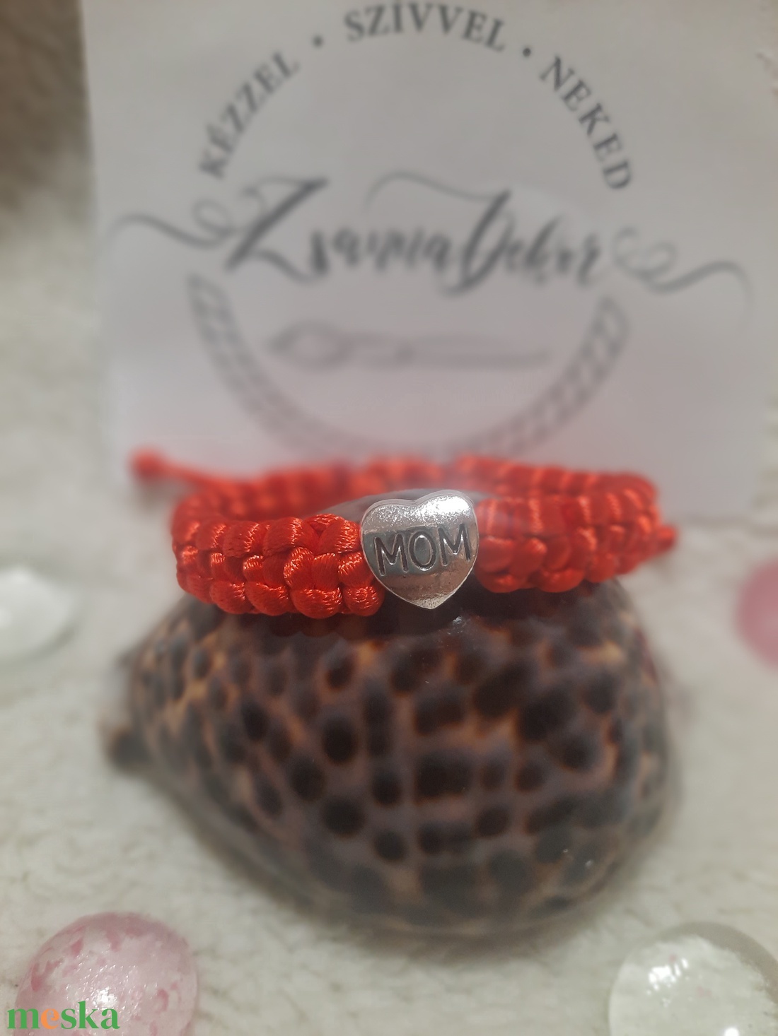 Makramé karkötő fém dísszel - ékszer - karkötő - fonott karkötő - Meska.hu Makramé karkötő fém dísszel - ékszer - karkötő - fonott karkötő - Meska.hu