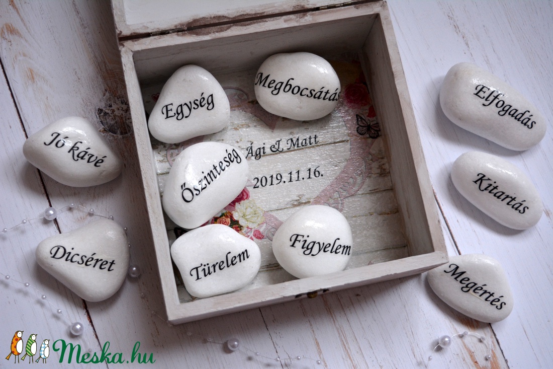 Mr és Mrs egyedi ajándék -  - Meska.hu