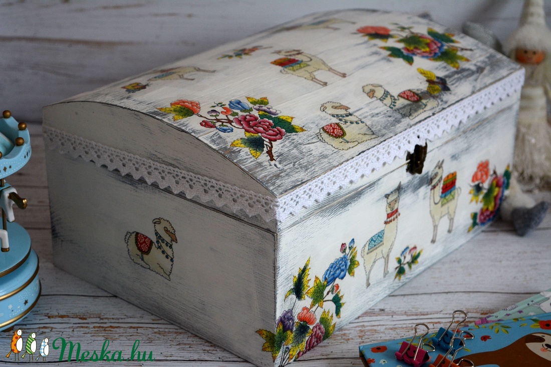 Fa nagy design lámás vintage láda -  - Meska.hu