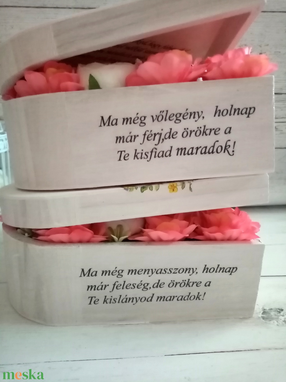 Szives szülőköszöntő virágbox - esküvő - emlék & ajándék - szülőköszöntő ajándék - Meska.hu
