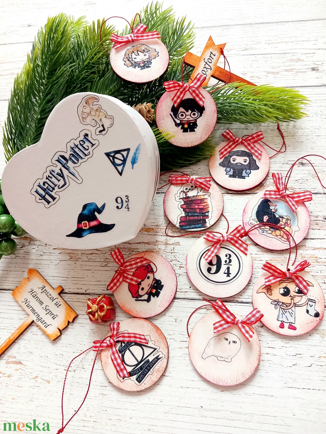 Harry Potter fa korong - karácsony - karácsonyi lakásdekoráció - karácsonyfadíszek - Meska.hu Harry Potter fa korong - karácsony - karácsonyi lakásdekoráció - karácsonyfadíszek - Meska.hu