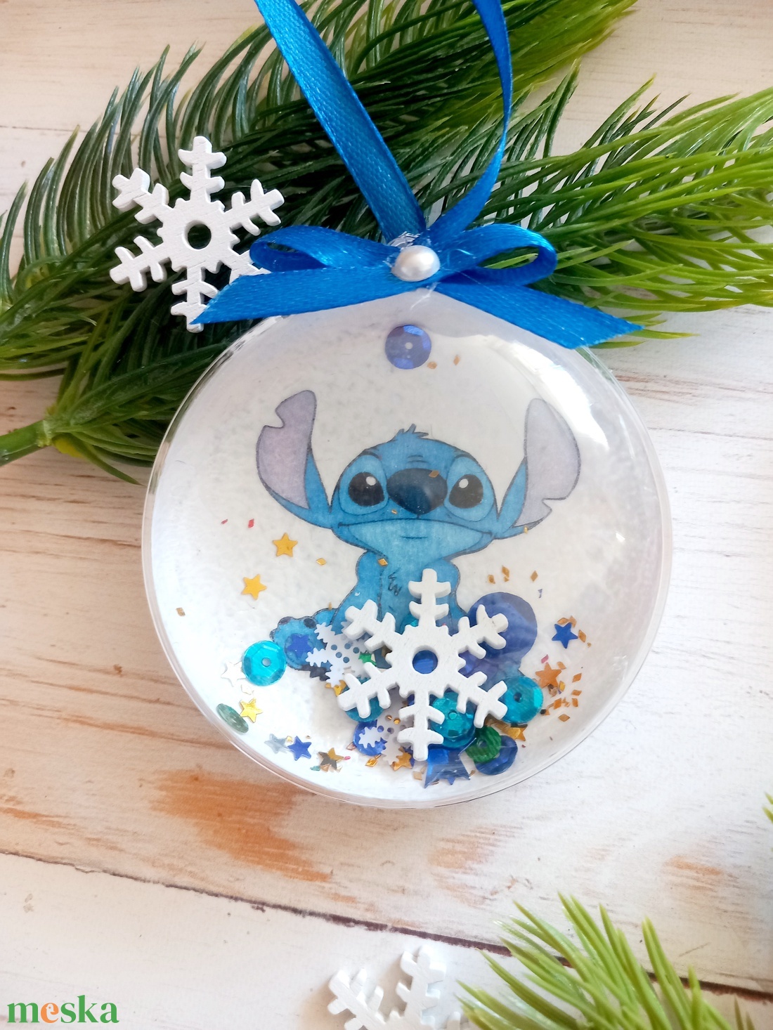 Stitch 8 cm fenyődisz - karácsony - karácsonyi lakásdekoráció - karácsonyfadíszek - Meska.hu