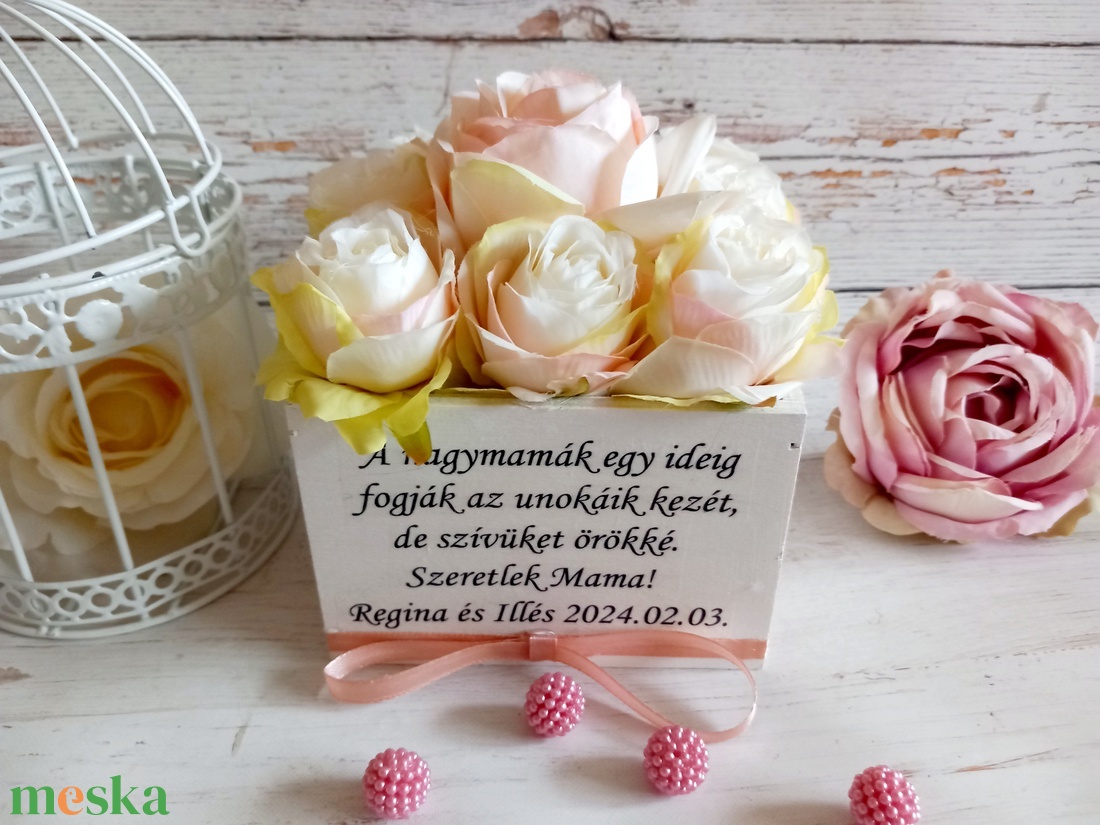 Nagymama selyemvirág virágbox - esküvő - emlék & ajándék - szülőköszöntő ajándék - Meska.hu