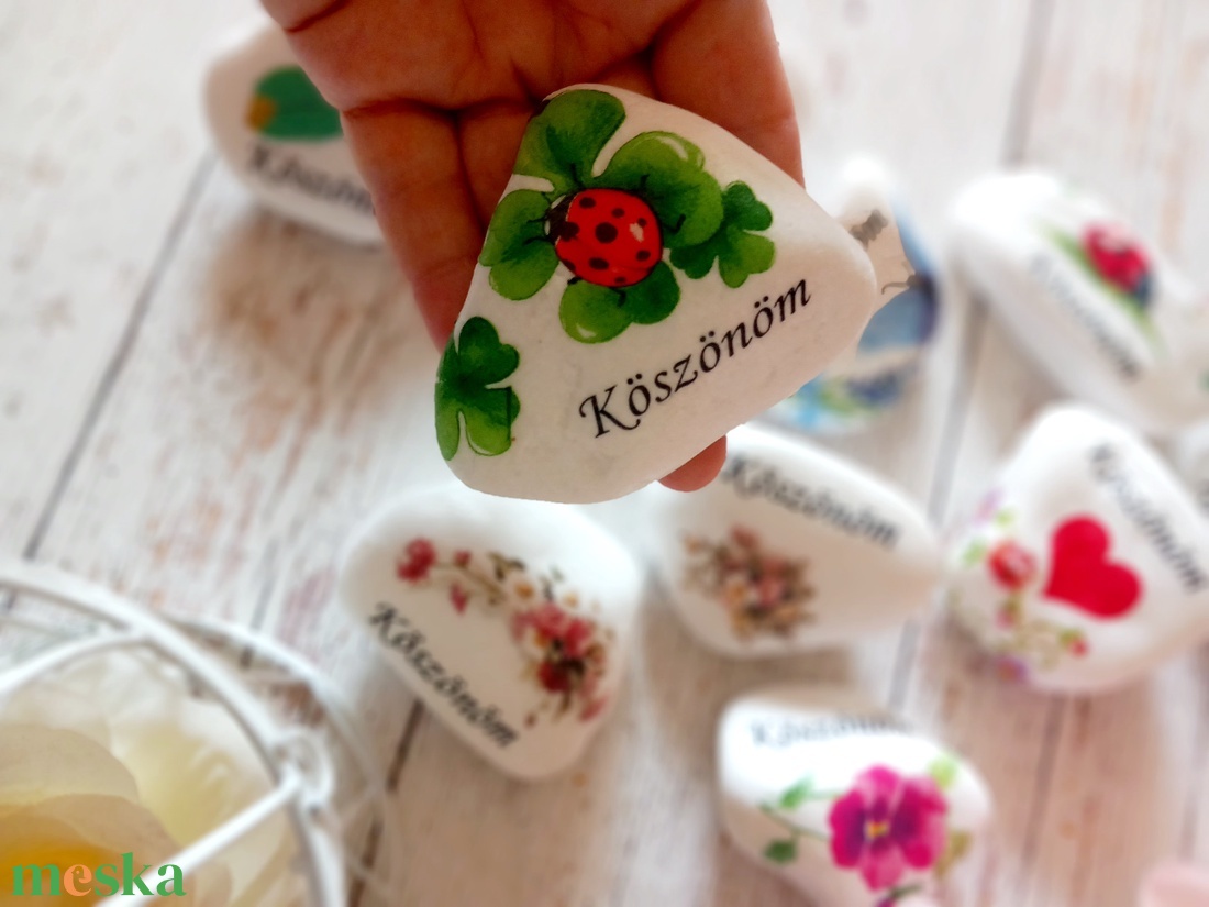 Katicás Köszönöm kő - otthon & életmód - dekoráció - asztal és polc dekoráció - kavics & kő - Meska.hu Katicás Köszönöm kő - otthon & életmód - dekoráció - asztal és polc dekoráció - kavics & kő - Meska.hu