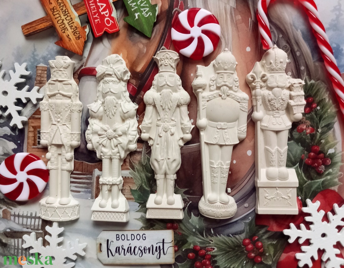 Diótörő garnitúra 5 db. - karácsony - karácsonyi lakásdekoráció - karácsonyi falu, házikó - Meska.hu