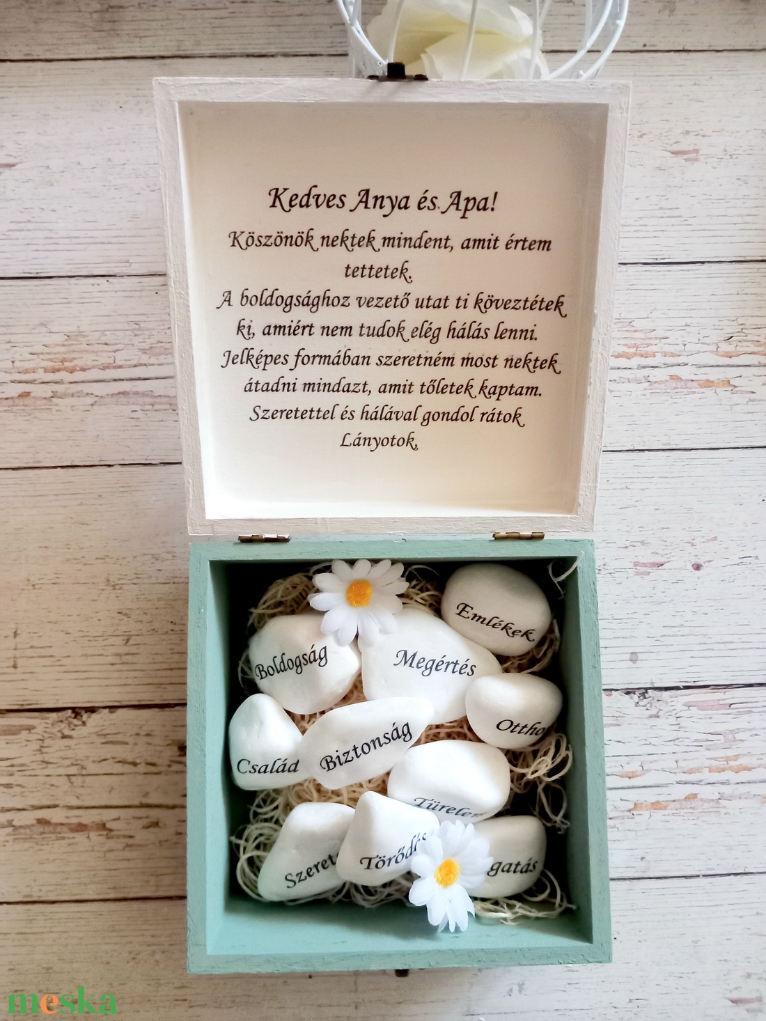 Egyedi kövecskés szülököszöntő - esküvő - emlék & ajándék - szülőköszöntő ajándék - Meska.hu