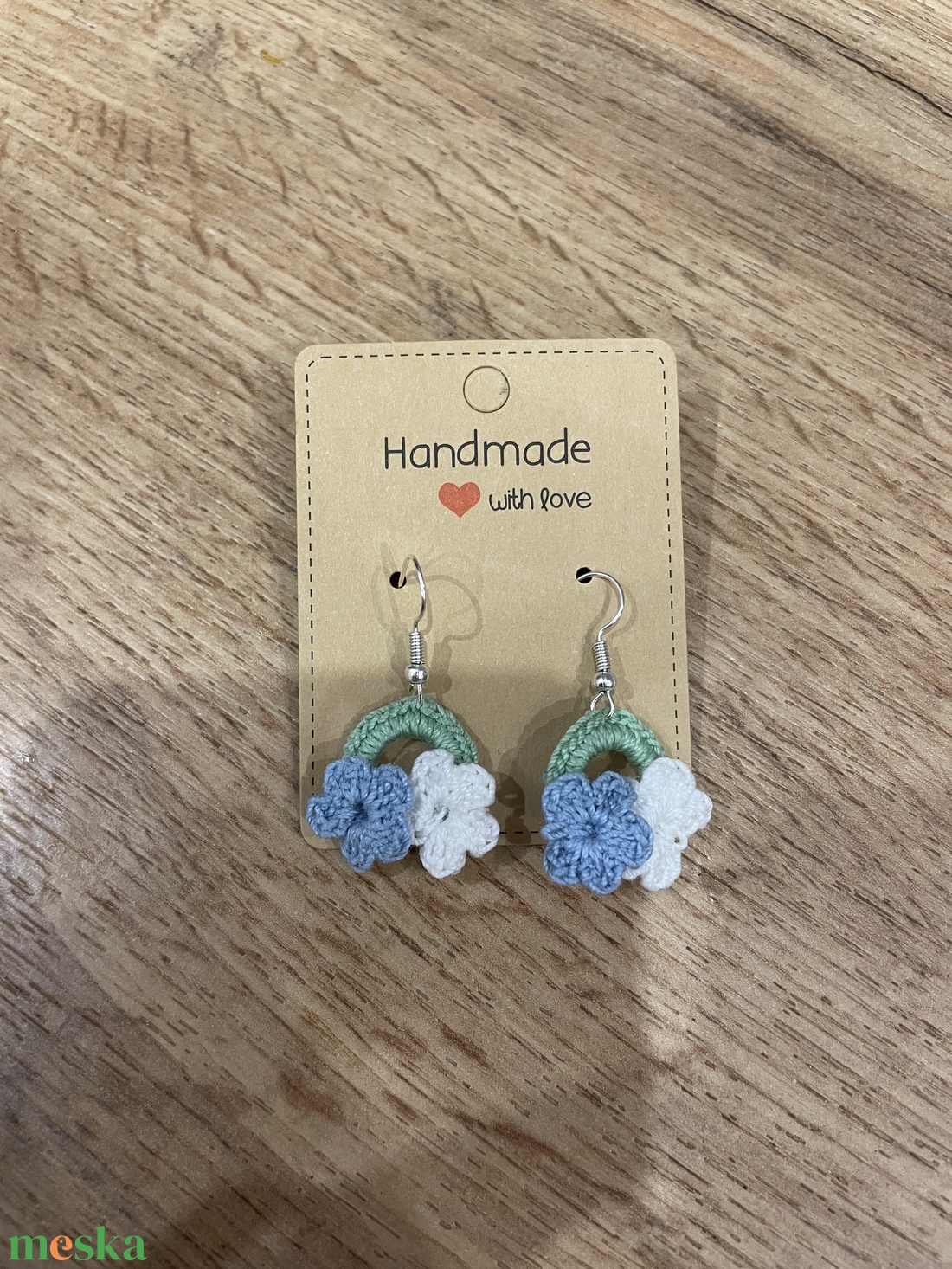 Romantikus virágos horgolt fülbevaló � pasztell árnyalatok - ékszer - fülbevaló - lógós kerek fülbevaló - Meska.hu