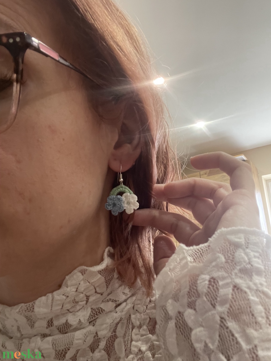 Romantikus virágos horgolt fülbevaló � pasztell árnyalatok - ékszer - fülbevaló - lógós kerek fülbevaló - Meska.hu