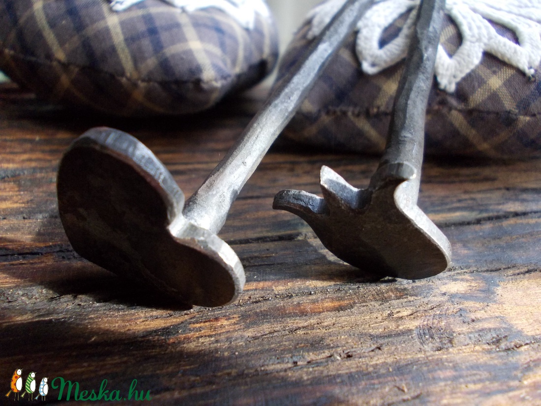 Kovácsolt szeg - kellékek & szerszámok - szerszámok, eszközök - kiegészítők - Meska.hu