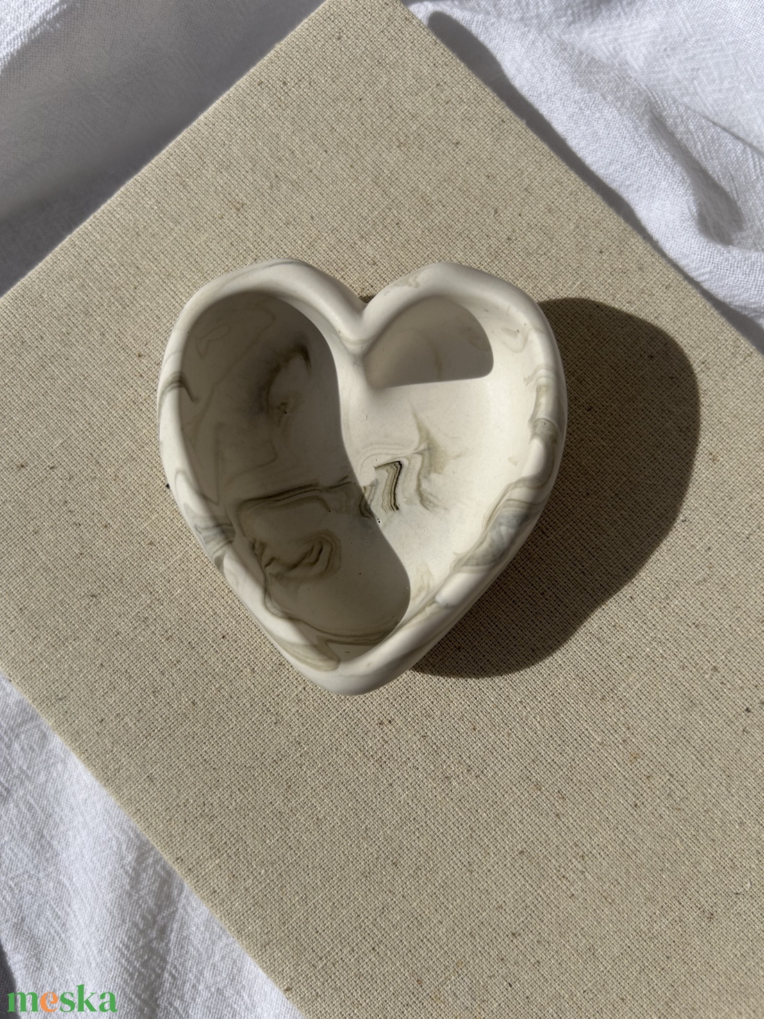 Heartline tároló - otthon & életmód - dekoráció - dísztárgy - Meska.hu