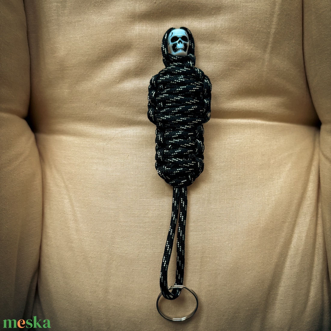 Múmia paracord kulcstartó - táska & tok - kulcstartó & táskadísz - kulcstartó - Meska.hu Múmia paracord kulcstartó - táska & tok - kulcstartó & táskadísz - kulcstartó - Meska.hu