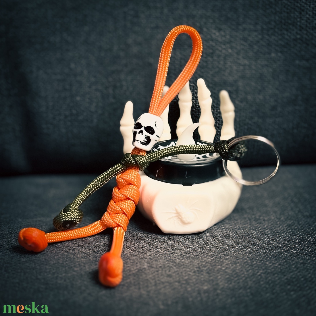 SkeleCord - táska & tok - kulcstartó & táskadísz - kulcstartó - Meska.hu SkeleCord - táska & tok - kulcstartó & táskadísz - kulcstartó - Meska.hu