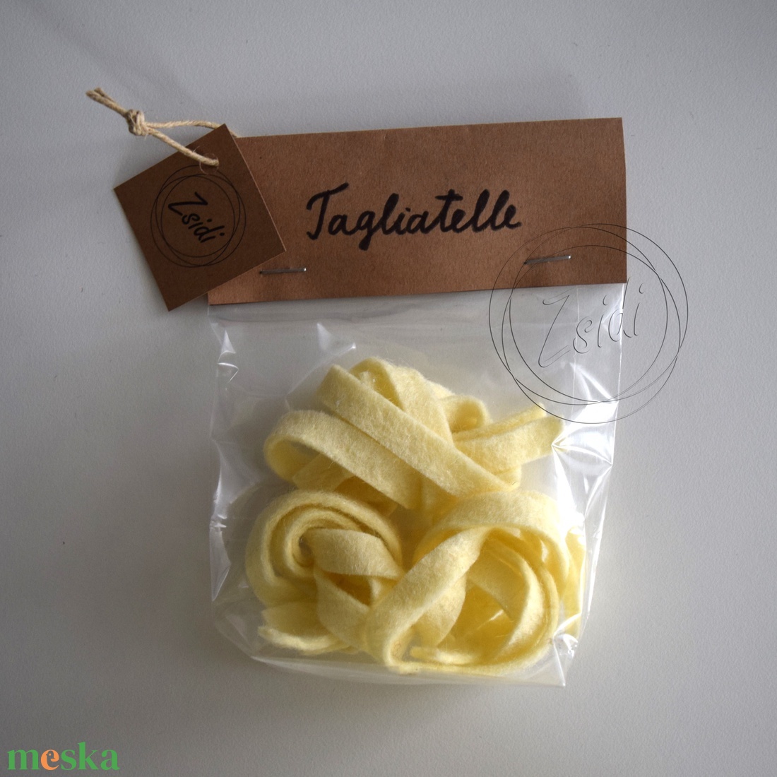 Gyapjúfilc tésztacsomag - tagliatelle - játék & sport - készségfejlesztő és logikai játék - oktató játékok - Meska.hu Gyapjúfilc tésztacsomag - tagliatelle - játék & sport - készségfejlesztő és logikai játék - oktató játékok - Meska.hu