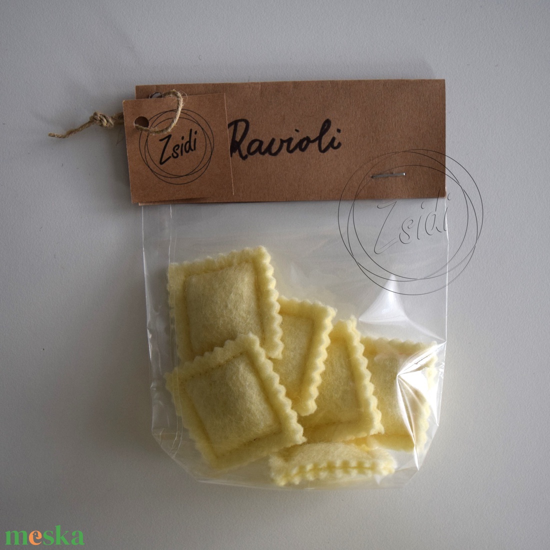 Gyapjúfilc tésztacsomag - ravioli - játék & sport - készségfejlesztő és logikai játék - oktató játékok - Meska.hu Gyapjúfilc tésztacsomag - ravioli - játék & sport - készségfejlesztő és logikai játék - oktató játékok - Meska.hu
