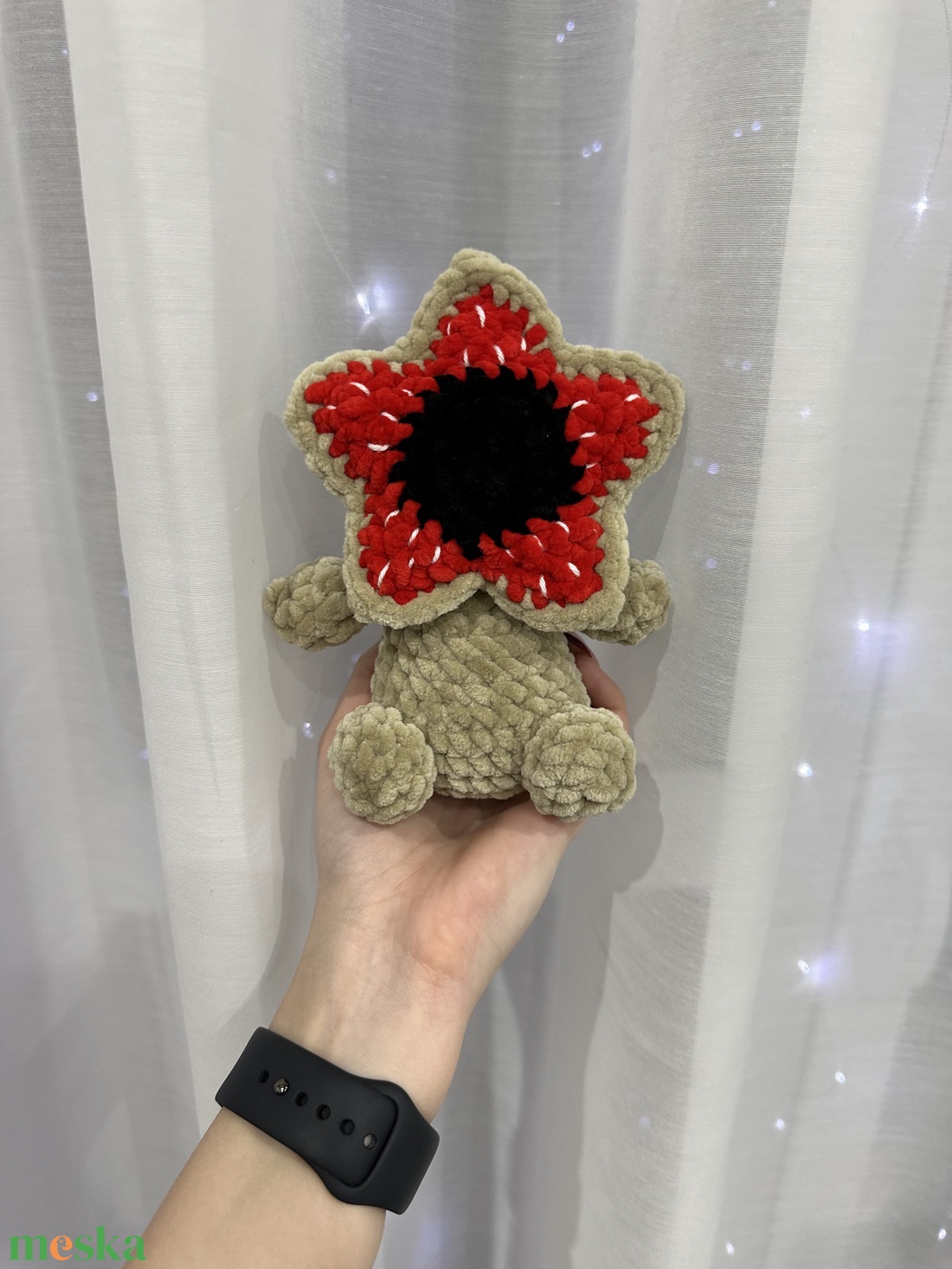 Horgolt Demogorgon Plüss - játék & sport - plüssállat & játékfigura - más figura - Meska.hu