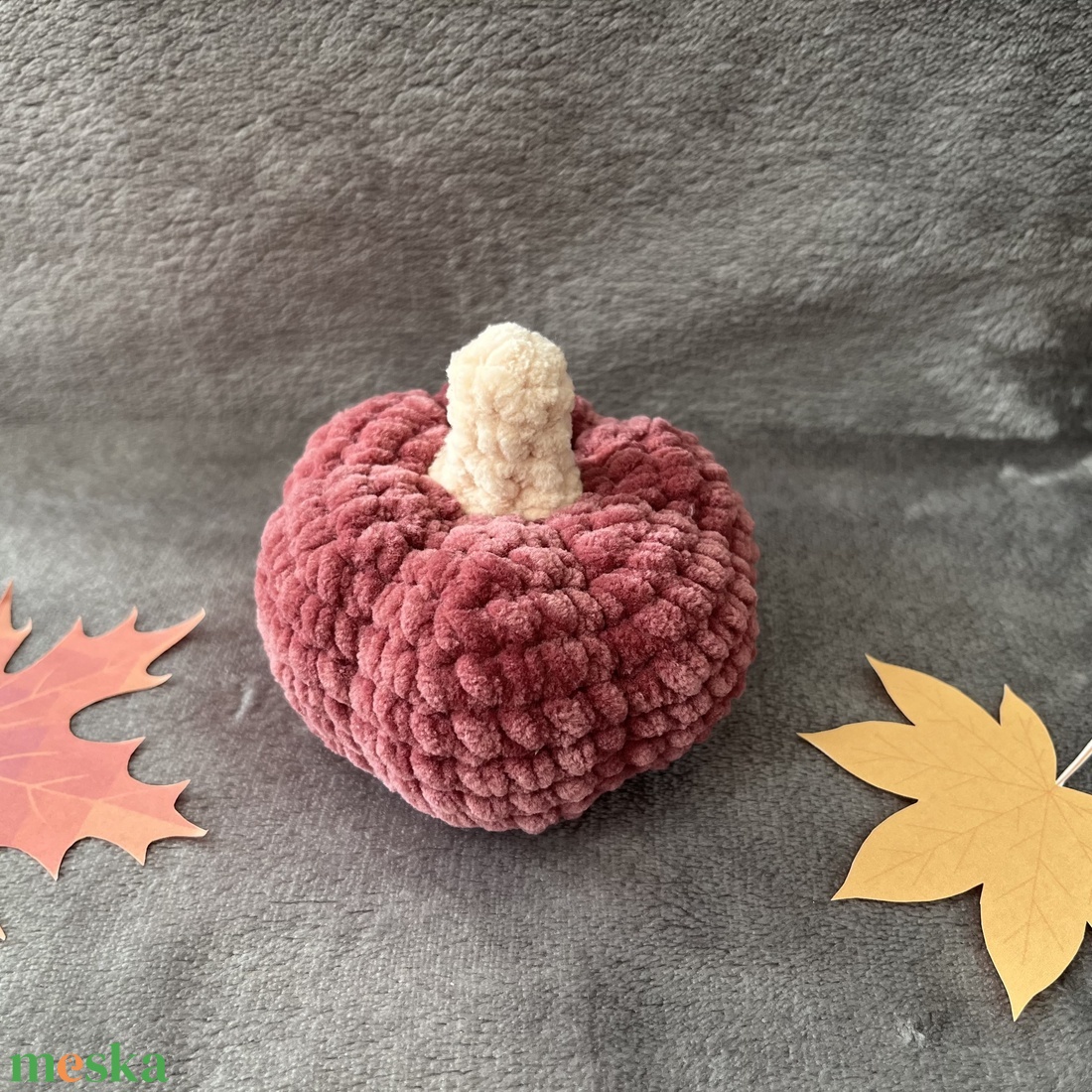 Horgolt tök mályva - kellékek & szerszámok - dekorációs kellékek - őszi dekor - őszi dekortök - Meska.hu