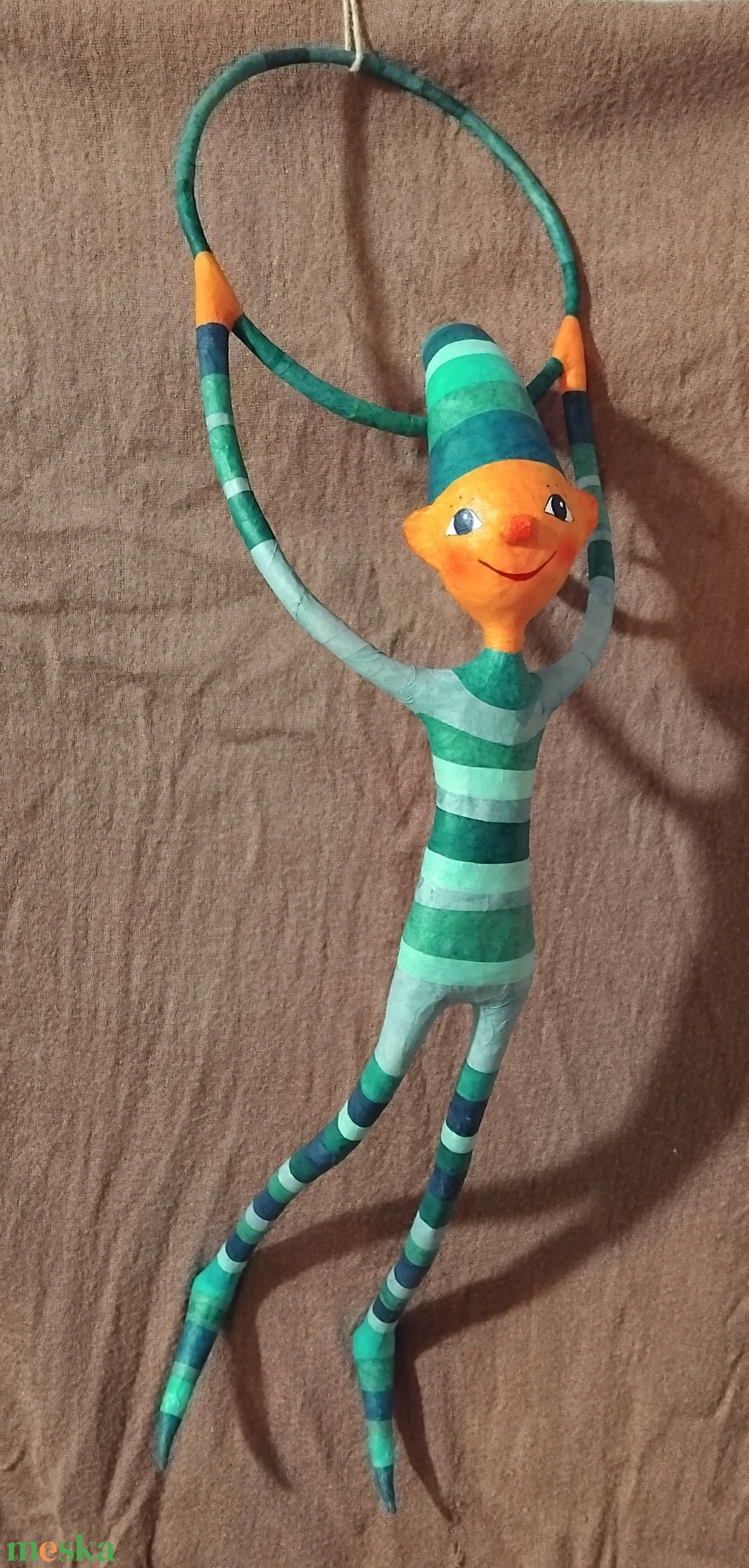 Függeszkedő manó - otthon & életmód - dekoráció - fali és függő dekoráció - függődísz - Meska.hu