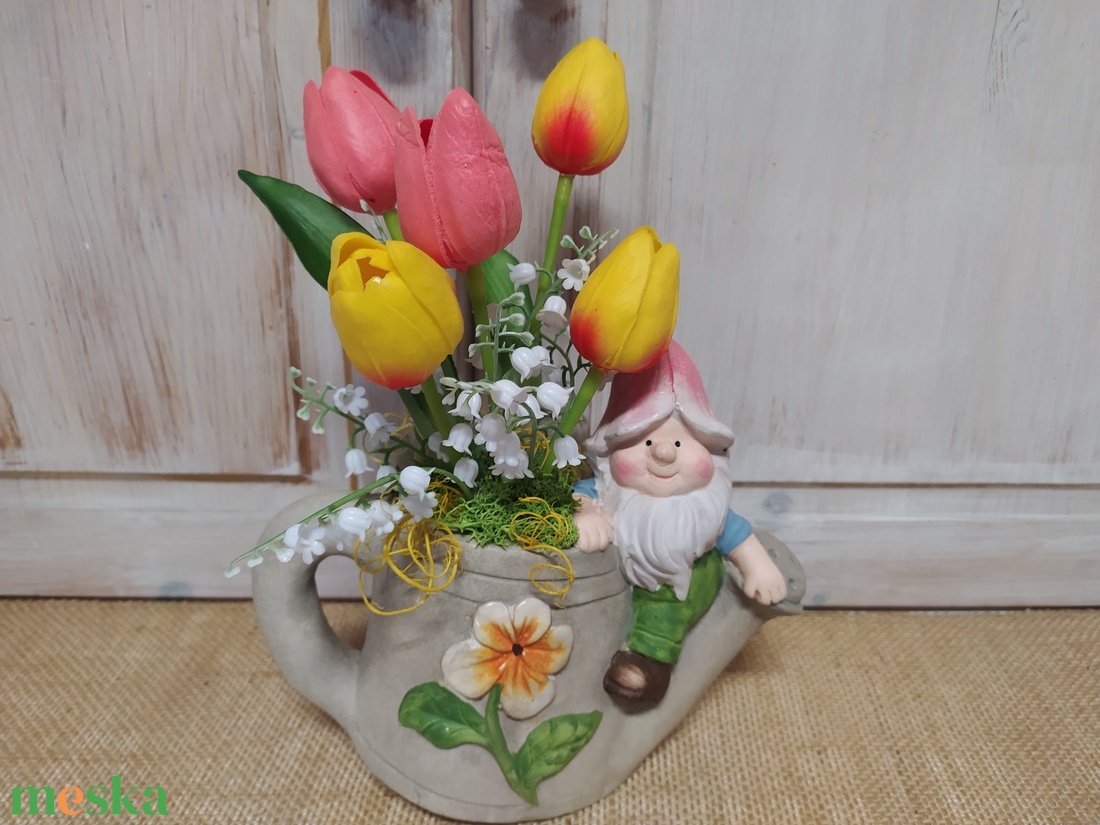 Tulipánok locsolókannában - otthon & életmód - dekoráció - virágdísz és tartó - váza - Meska.hu Tulipánok locsolókannában - otthon & életmód - dekoráció - virágdísz és tartó - váza - Meska.hu
