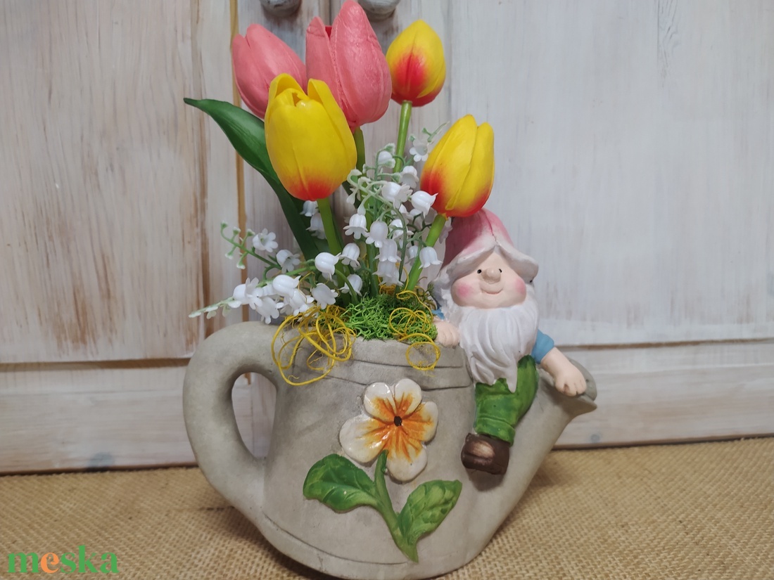 Tulipánok locsolókannában - otthon & életmód - dekoráció - virágdísz és tartó - váza - Meska.hu Tulipánok locsolókannában - otthon & életmód - dekoráció - virágdísz és tartó - váza - Meska.hu